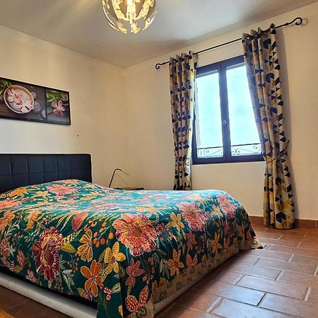 Villa Tropez Chambres D'Hotes Ле-Люк Экстерьер фото